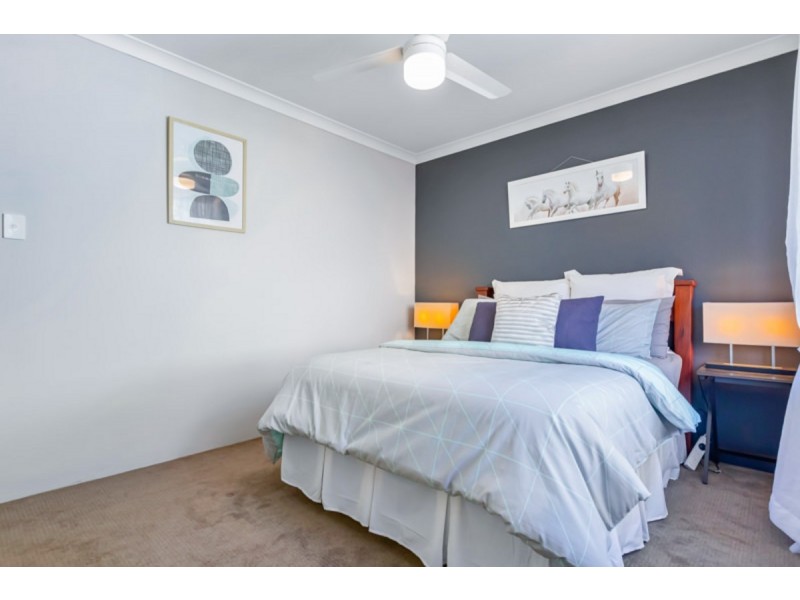 27 St Sebastien Chase, Iluka WA 6028