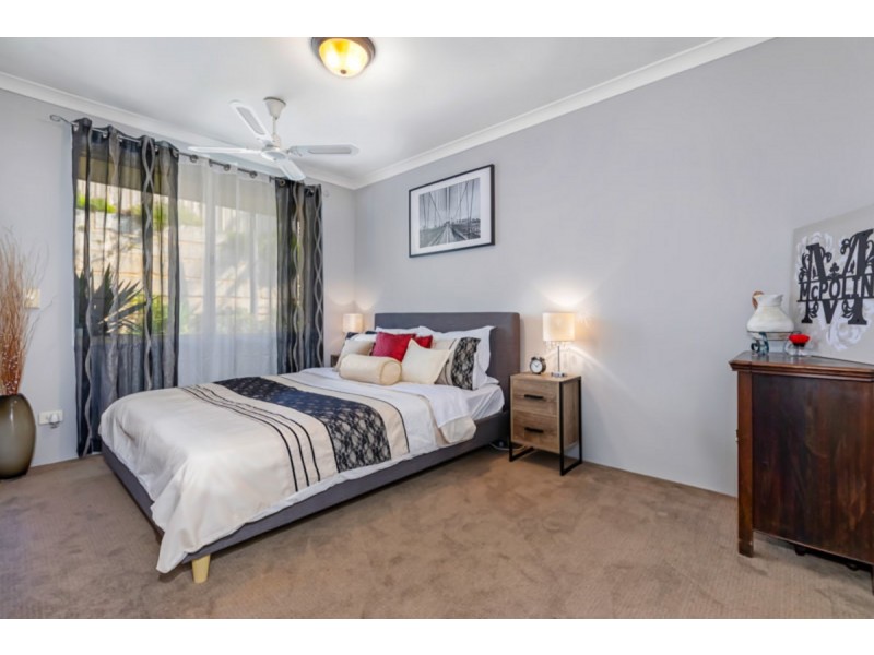27 St Sebastien Chase, Iluka WA 6028
