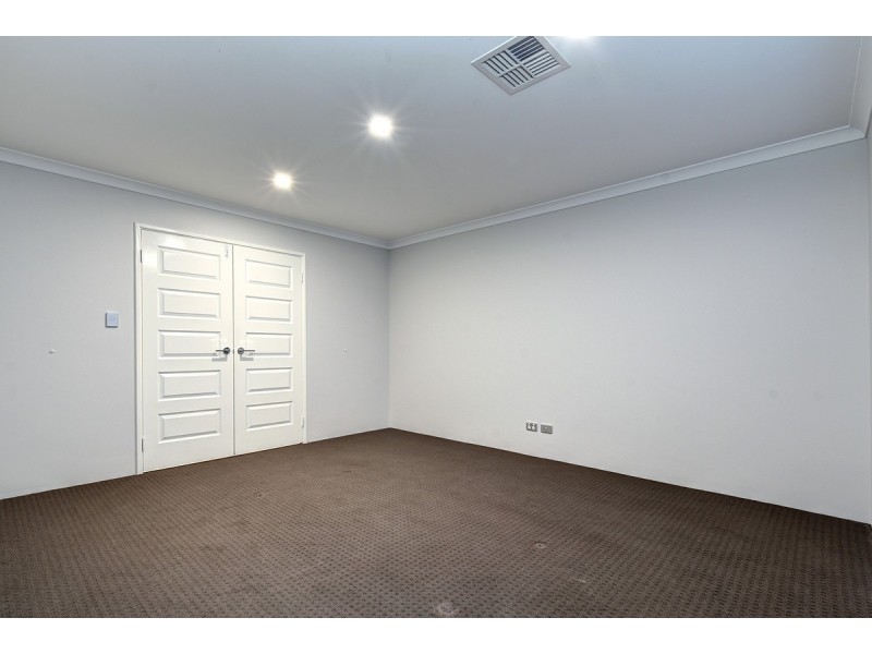 14 Elderiana Link, Banksia Grove WA 6031