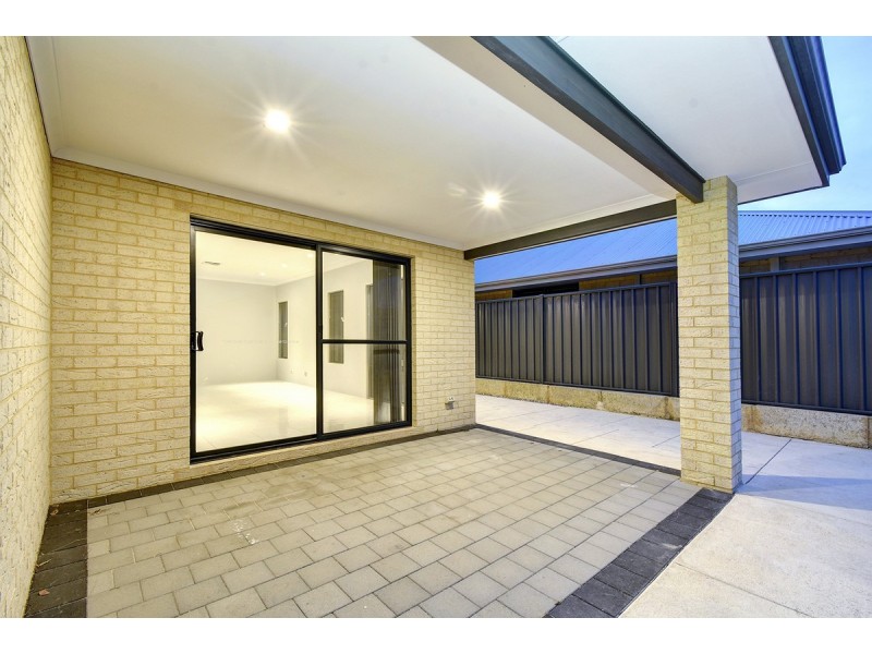 14 Elderiana Link, Banksia Grove WA 6031