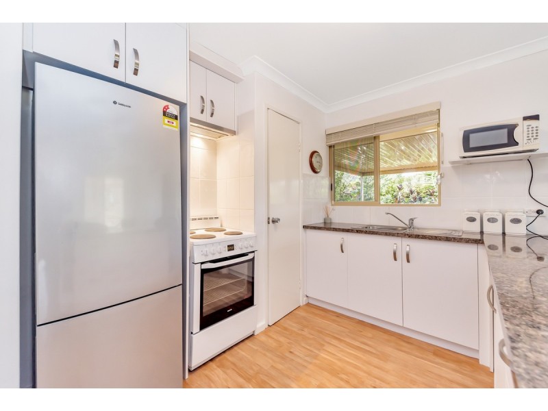 1/1 Skua Court, Halls Head WA 6210