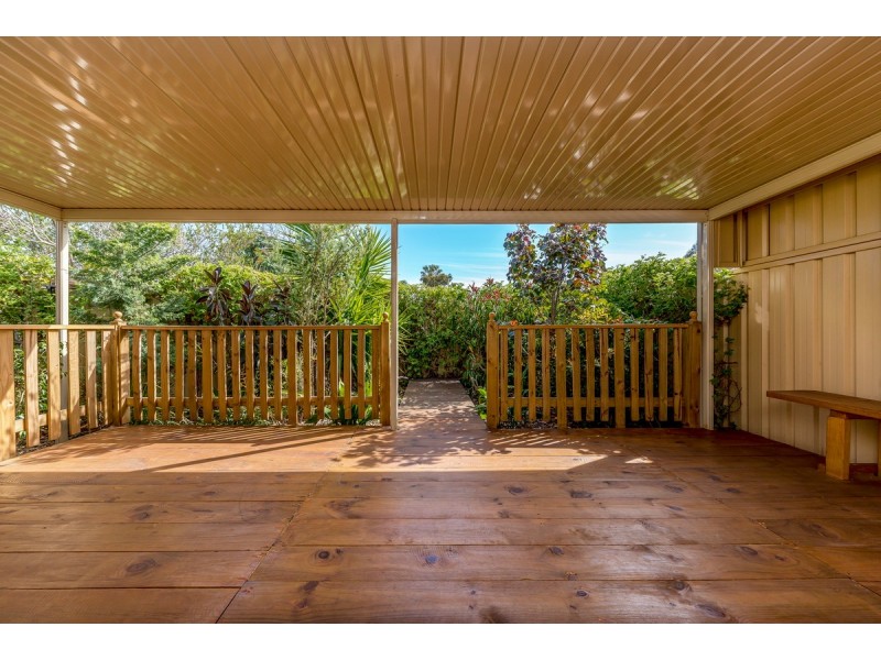 1/1 Skua Court, Halls Head WA 6210