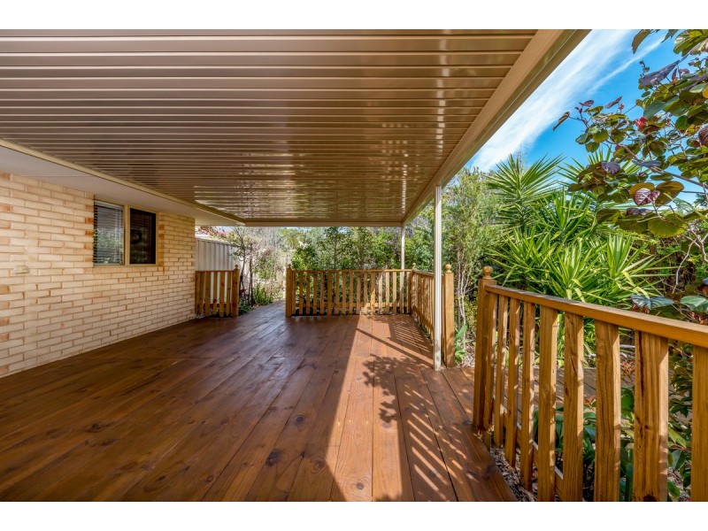 1/1 Skua Court, Halls Head WA 6210