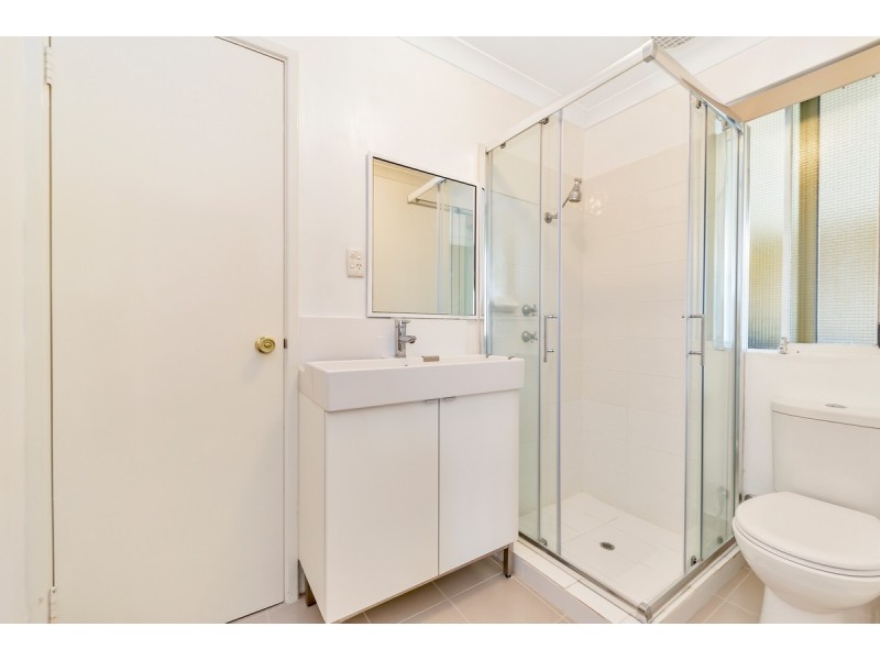 1/1 Skua Court, Halls Head WA 6210