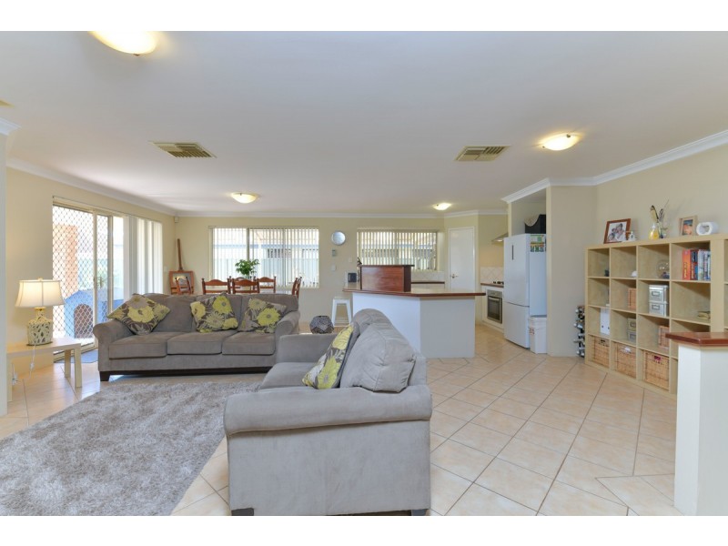 14 Quong Place, Atwell WA 6164