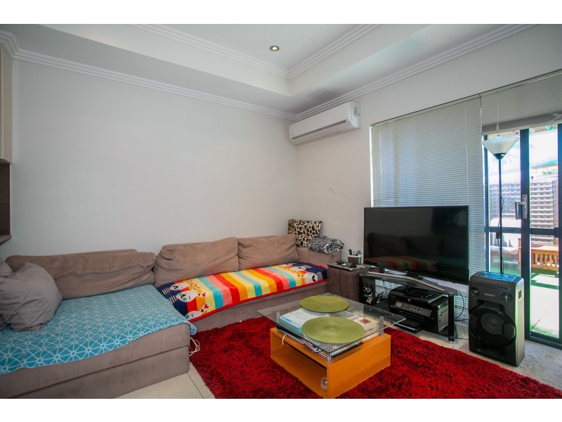 9c Princess Road, Westminster WA 6061