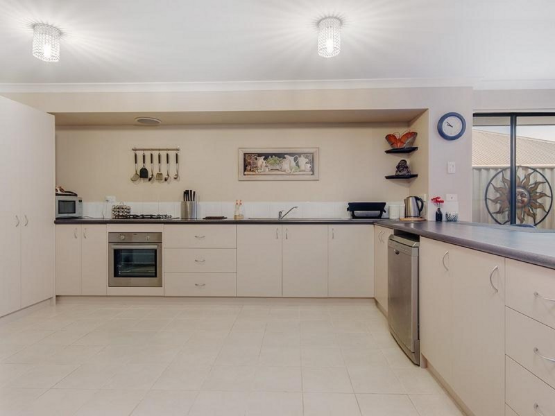 14 Wallaby Parade, Baldivis WA 6171