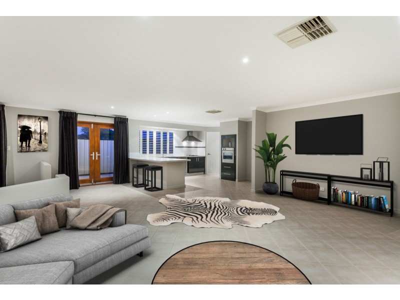 9 Cape York Ramble, Bertram WA 6167