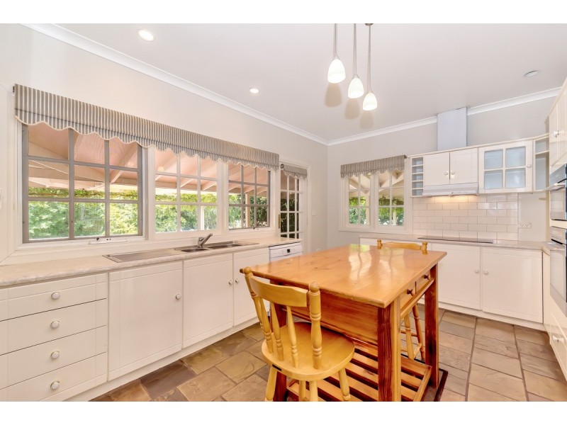 5 Hawkins Drive, Gelorup WA 6230