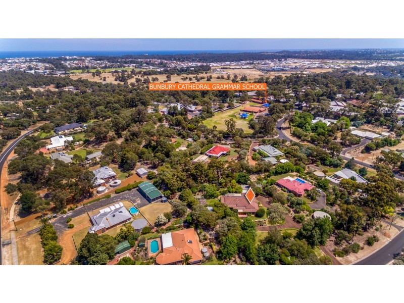 5 Hawkins Drive, Gelorup WA 6230