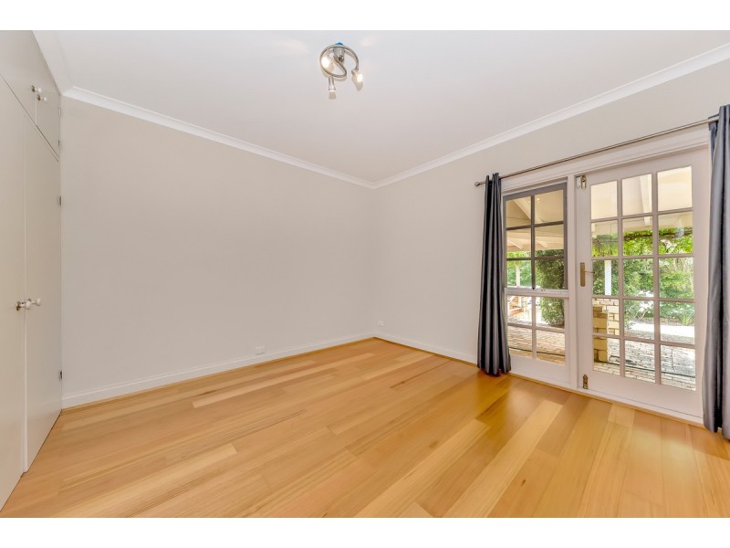 5 Hawkins Drive, Gelorup WA 6230