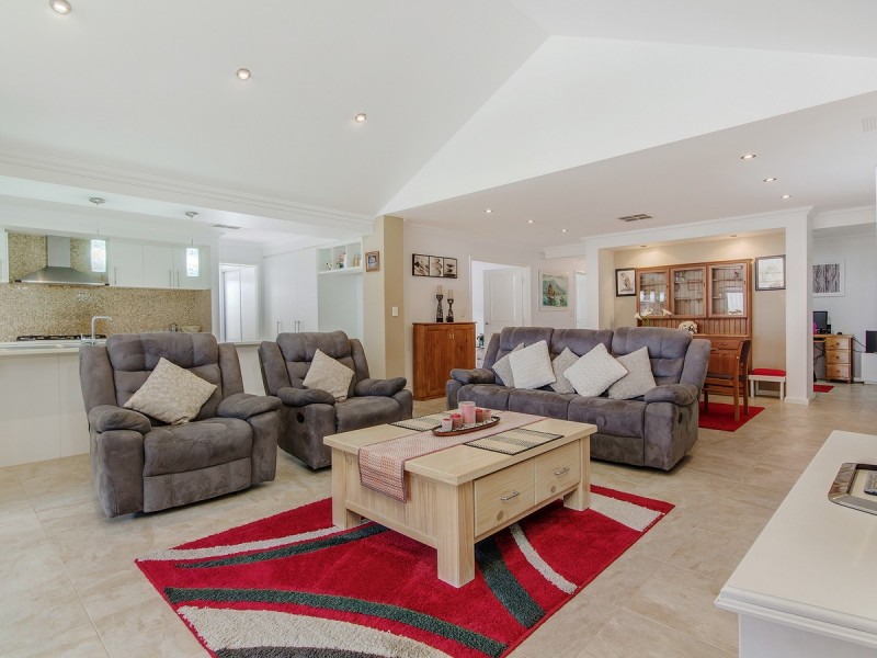 6 Antero Road, Secret Harbour WA 6173