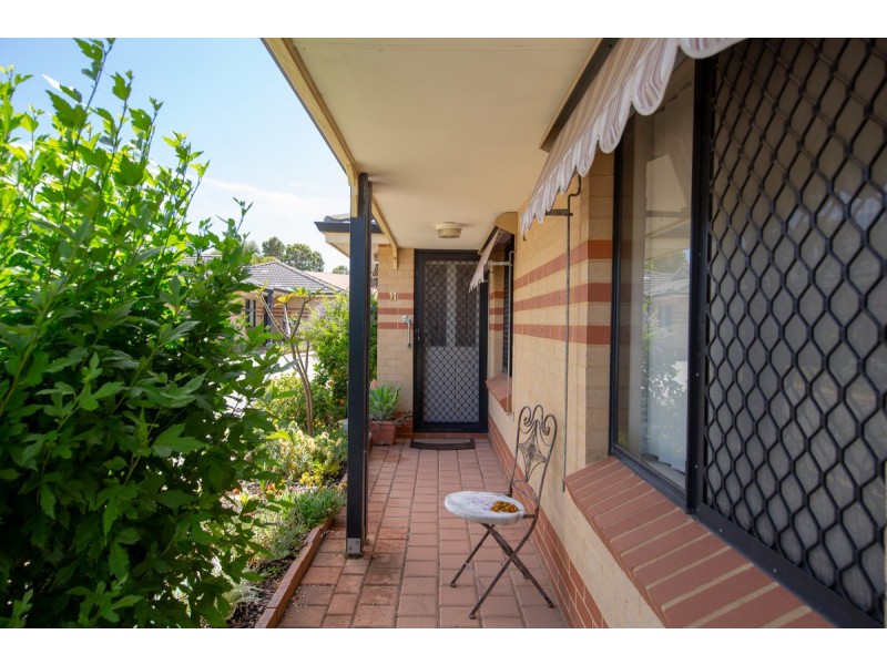 11/4 Keals Close, Bentley WA 6102