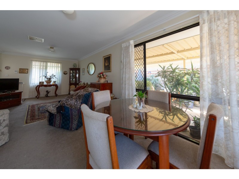 11/4 Keals Close, Bentley WA 6102