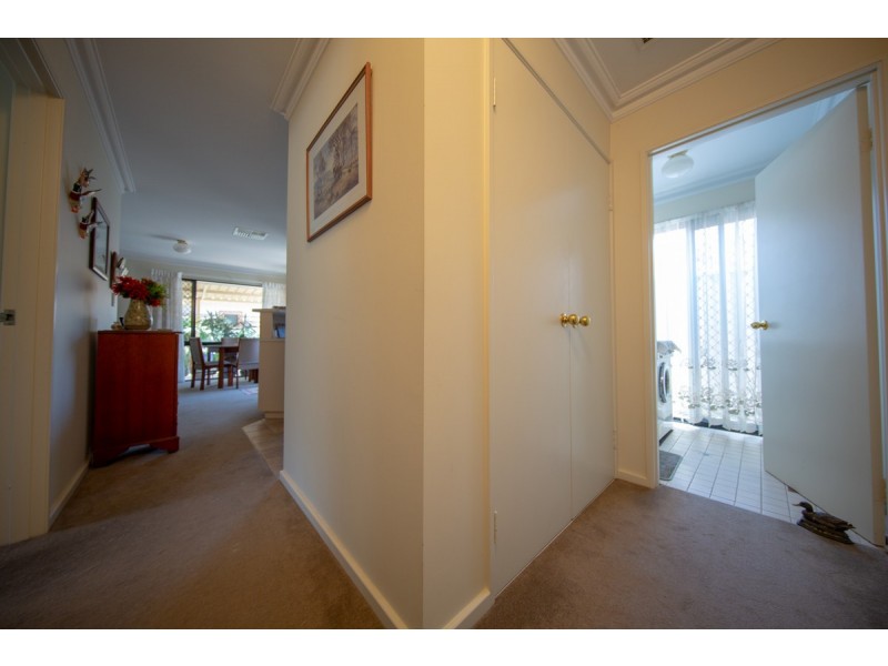 11/4 Keals Close, Bentley WA 6102