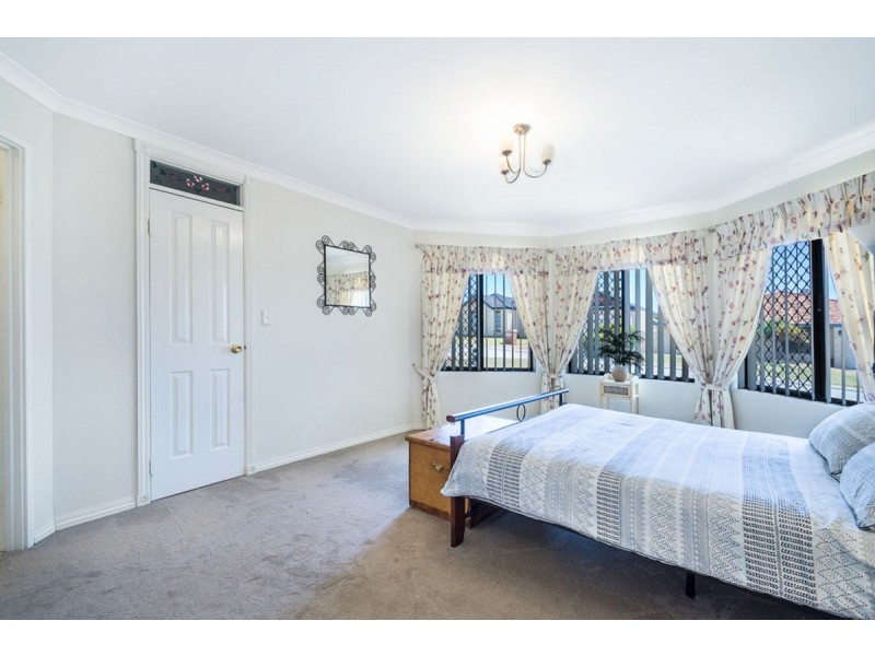 89 Clydebank Crescent, Kinross WA 6028