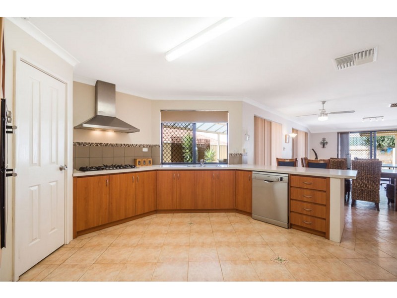 89 Clydebank Crescent, Kinross WA 6028