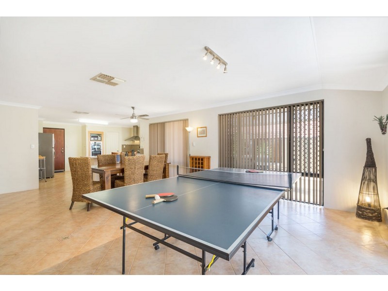 89 Clydebank Crescent, Kinross WA 6028