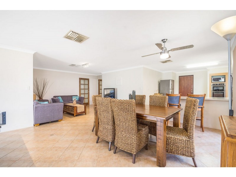 89 Clydebank Crescent, Kinross WA 6028