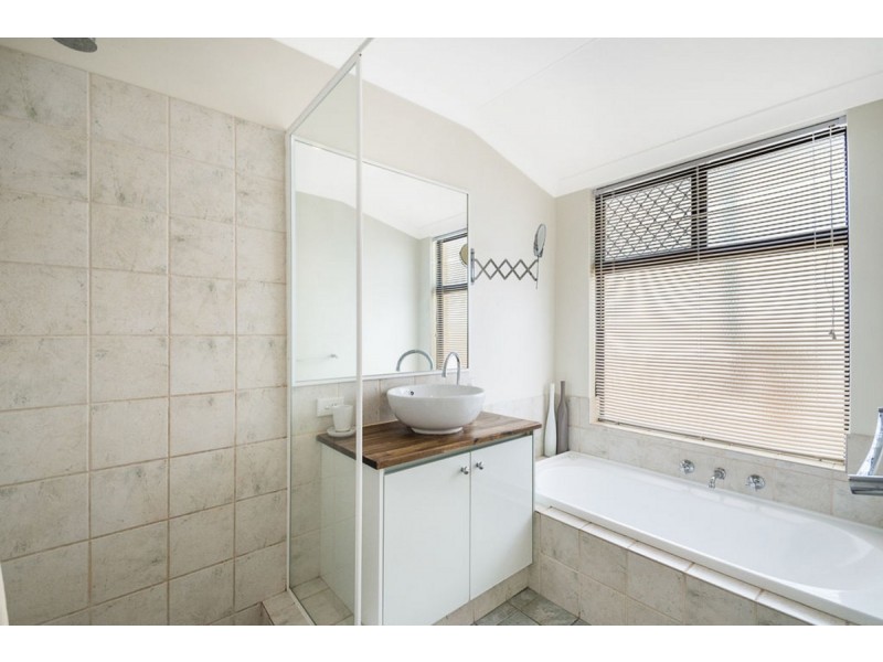 89 Clydebank Crescent, Kinross WA 6028