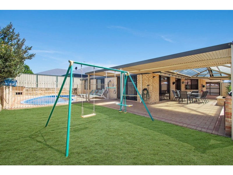 89 Clydebank Crescent, Kinross WA 6028