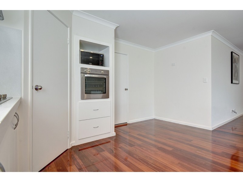 19 Rungine Way, Pearsall WA 6065