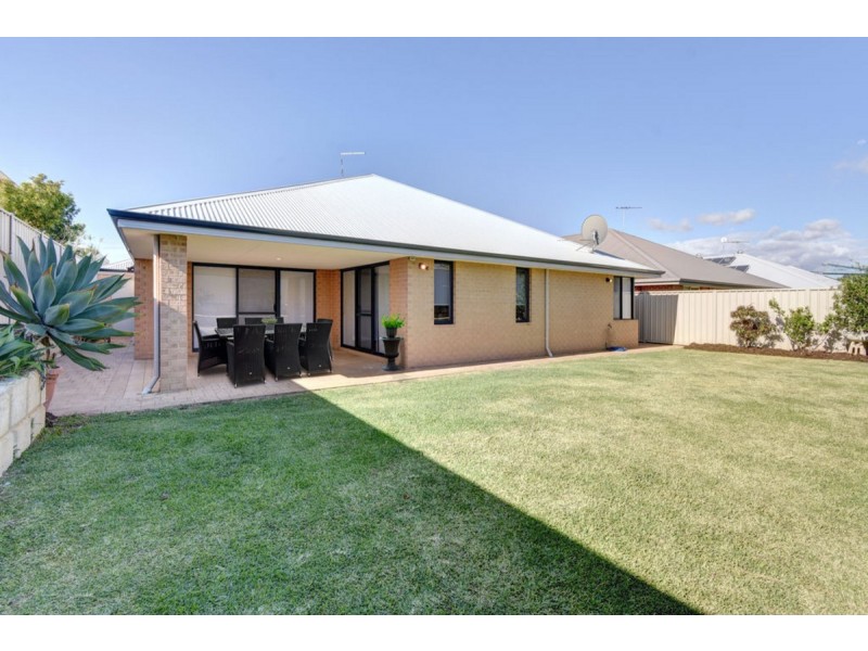 19 Rungine Way, Pearsall WA 6065