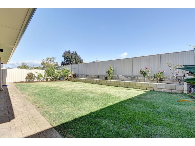 19 Rungine Way, Pearsall WA 6065