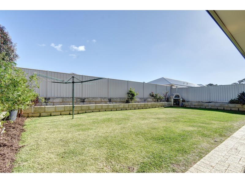 19 Rungine Way, Pearsall WA 6065