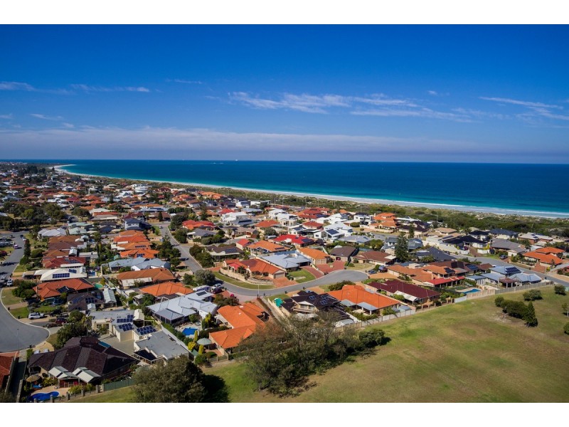 20A & 20B Seaside Gardens, Mullaloo WA 6027