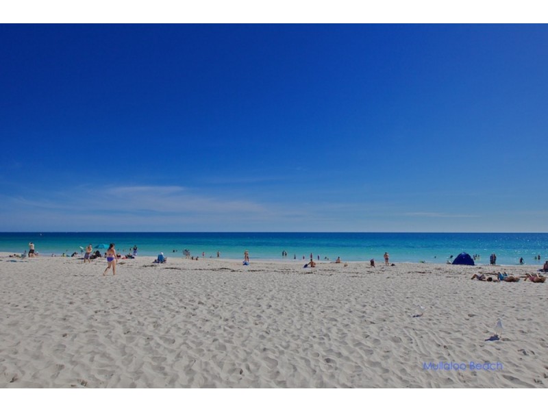 20A & 20B Seaside Gardens, Mullaloo WA 6027