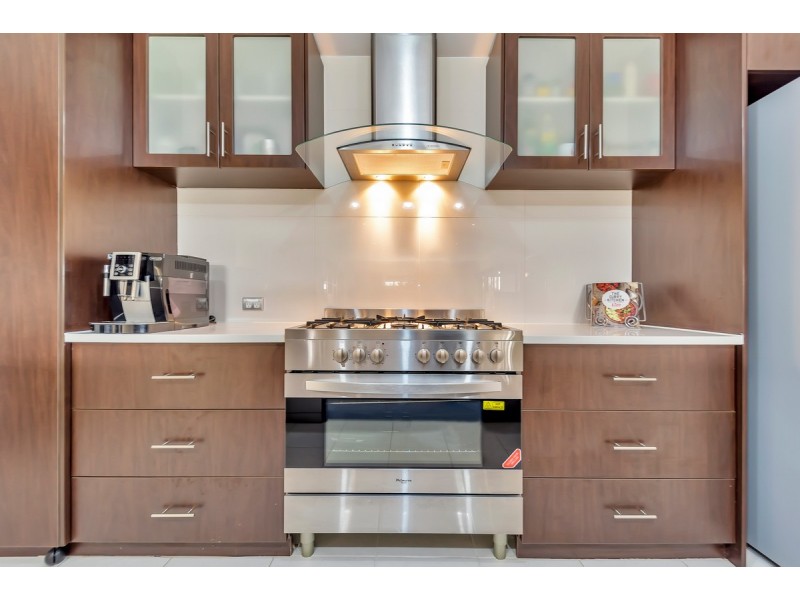 6 Newton Pass, Meadow Springs WA 6210