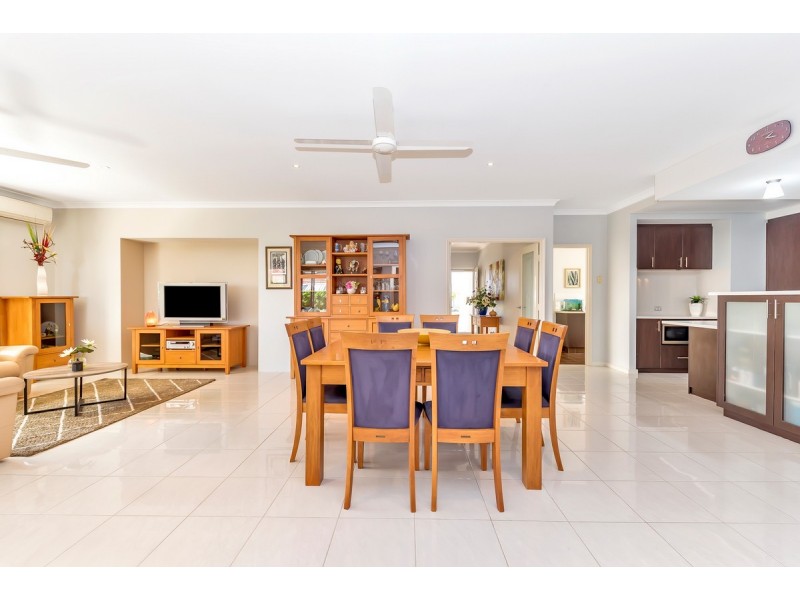 6 Newton Pass, Meadow Springs WA 6210