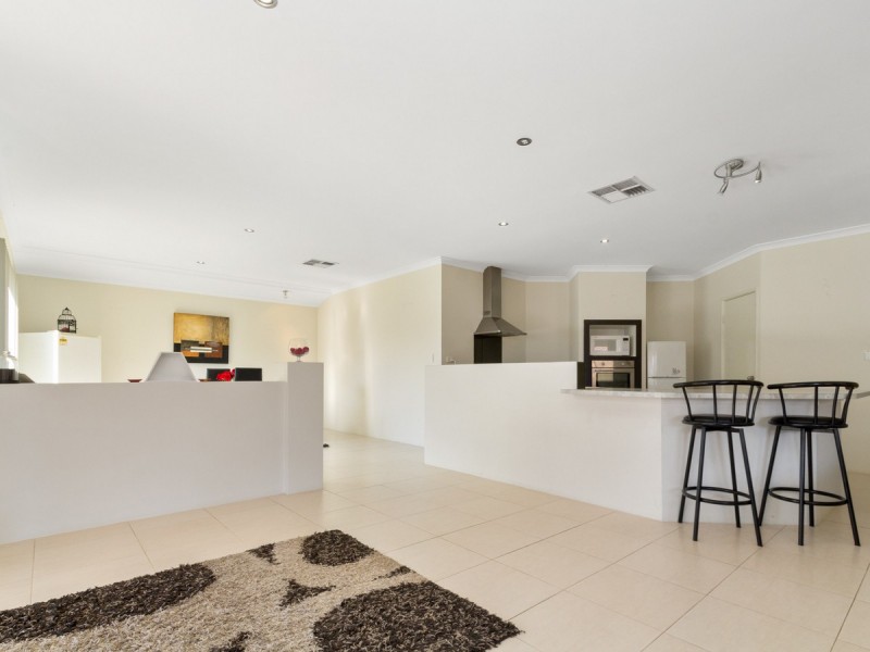 3 Leata Link, Madeley WA 6065