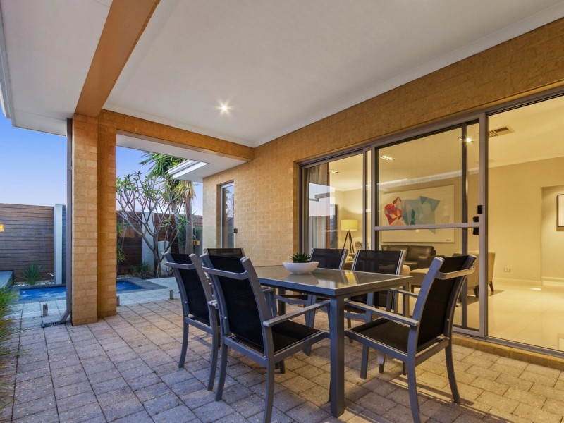 23 Castanet Drive, Madeley WA 6065