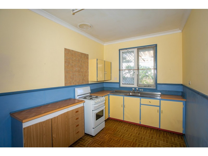 56 Bawdan Street, Willagee WA 6156