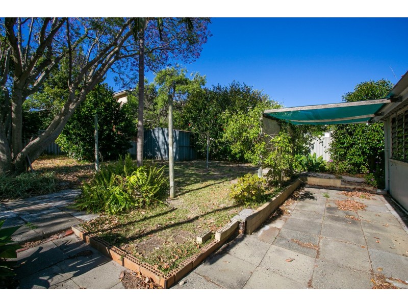 56 Bawdan Street, Willagee WA 6156