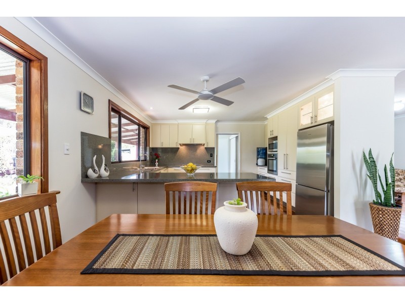 21 Boronia Close, Pinjarra WA 6208