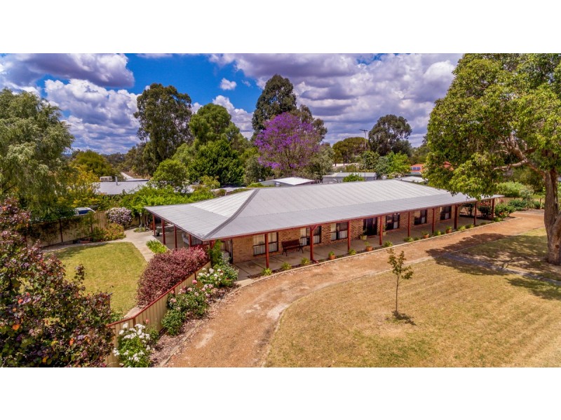 21 Boronia Close, Pinjarra WA 6208