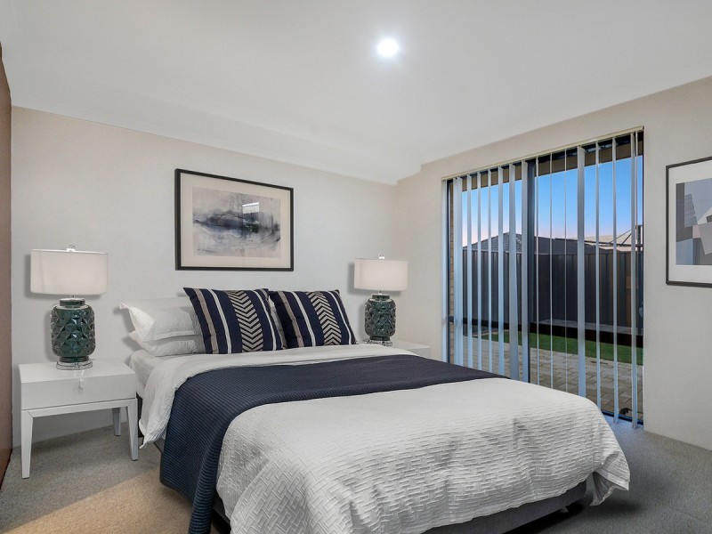 53 Leschenault Loop, Banksia Grove WA 6031
