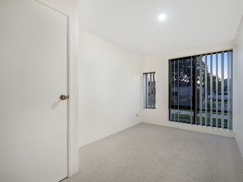 53 Leschenault Loop, Banksia Grove WA 6031
