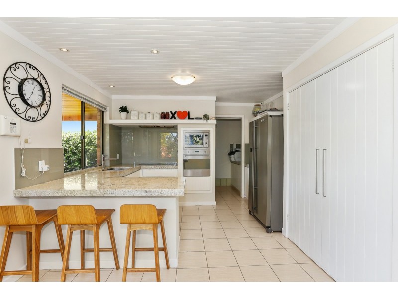 12 Doriot Way, Carine WA 6020