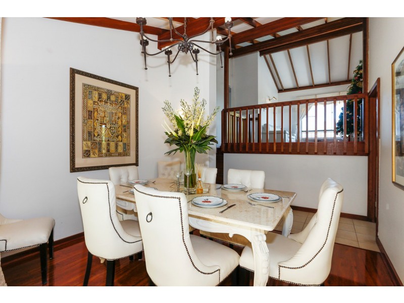 12 Doriot Way, Carine WA 6020