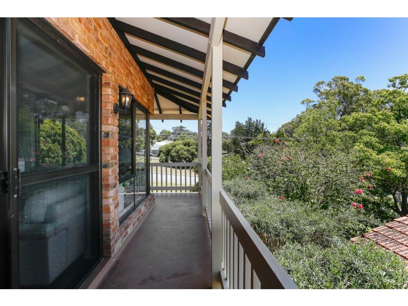 12 Doriot Way, Carine WA 6020