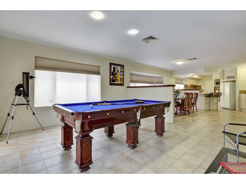 20 Fineview Crescent,, Carramar WA 6031