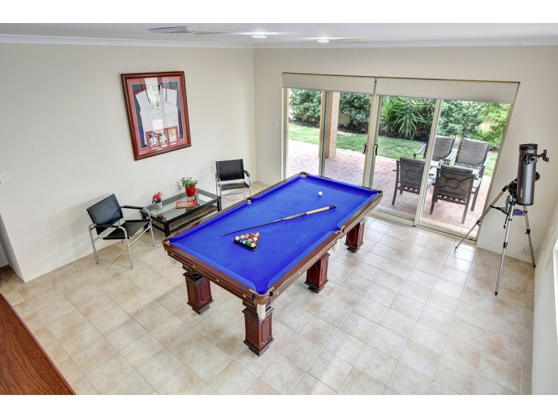 20 Fineview Crescent,, Carramar WA 6031