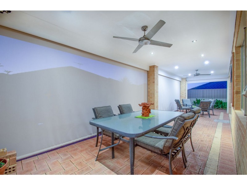 20 Fineview Crescent,, Carramar WA 6031