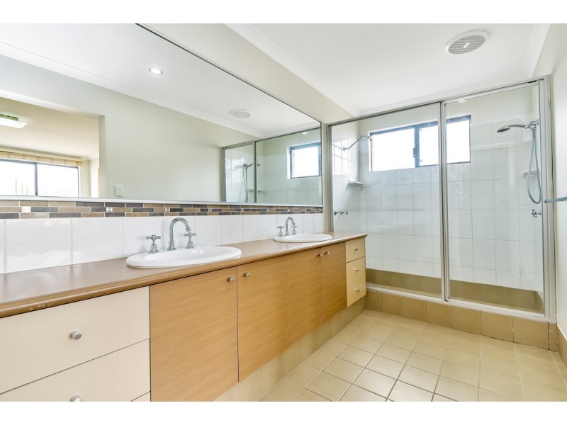 7 Philmont Way, Meadow Springs WA 6210