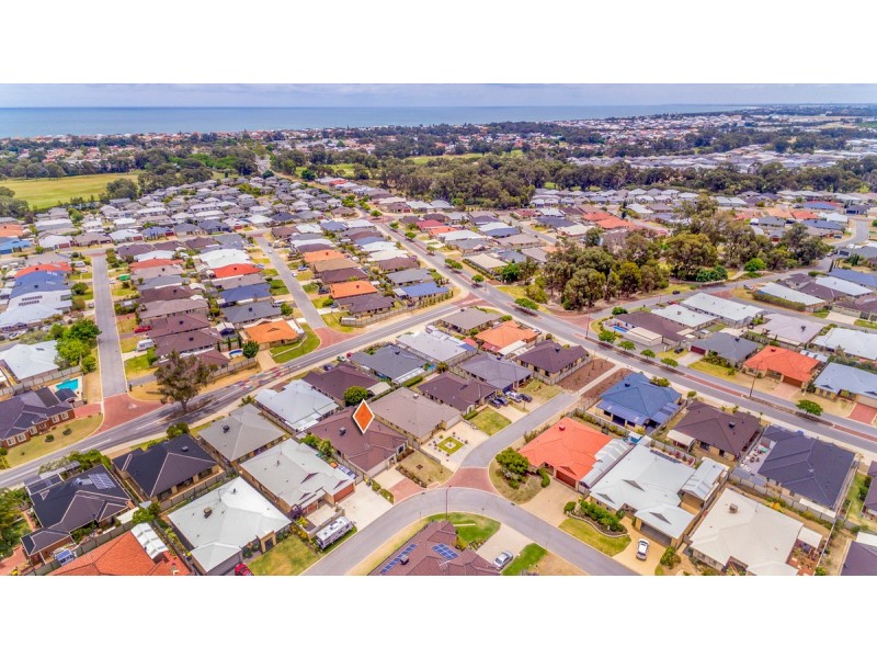 7 Philmont Way, Meadow Springs WA 6210