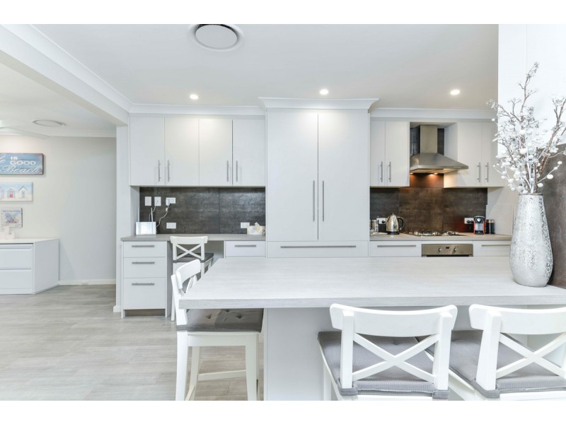 18 Michael Road, Waikiki WA 6169